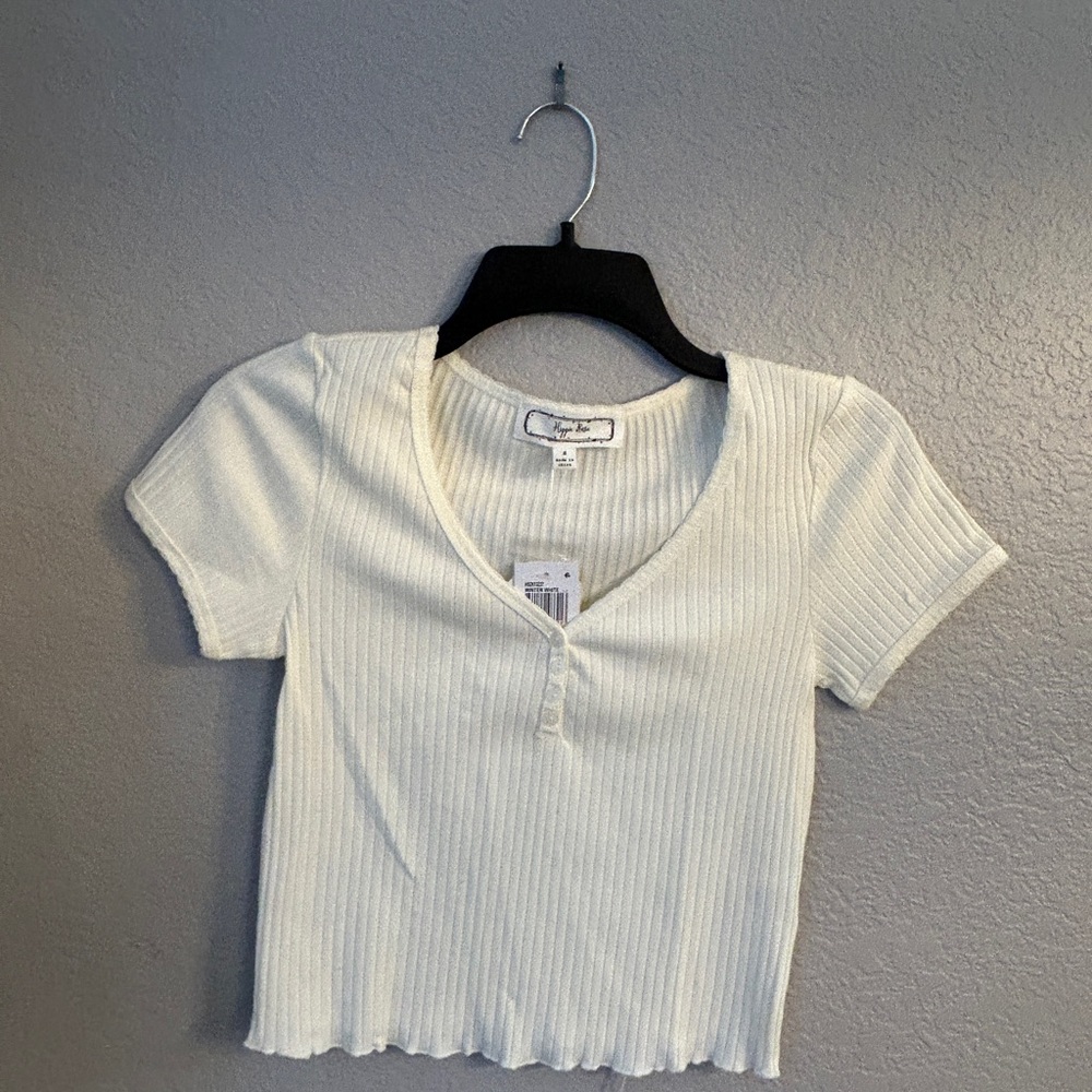 Ripped crop top